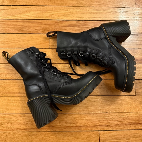 Dr. Martens Black Lace-Up Chesney Boots - Picture 3 of 6